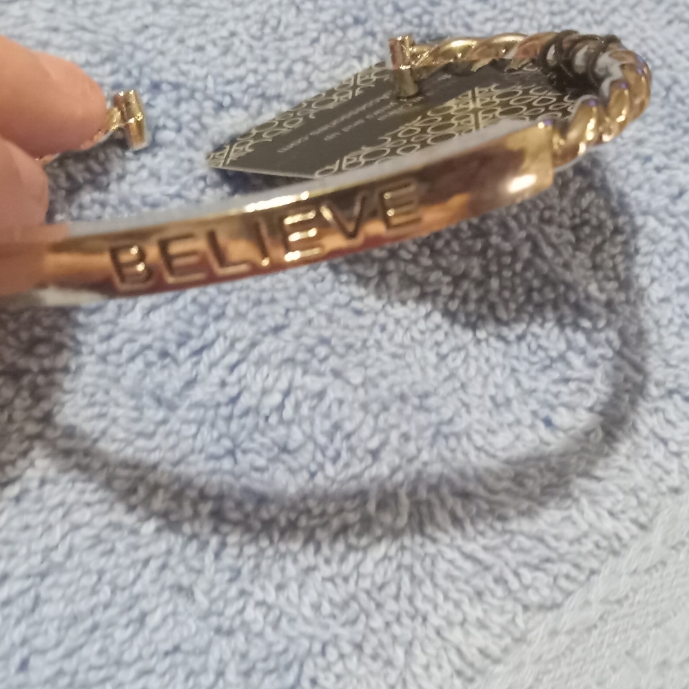 Silver 'Believe' Bracelet